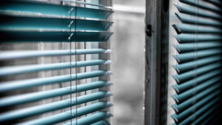 Tips-to-Know-the-Considering-Factors-While-Choosing-Blinds-on-allstory