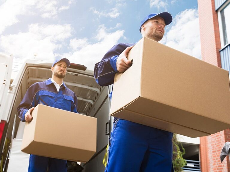 Make Your Moving Easy, Hassle-Free By Hiring the Services Of Packing And Moving Company