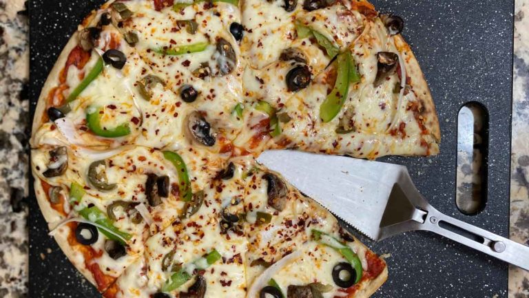 Most-Excellent-Menu-You-Can-Serve-with-Pizzas-on-allstory