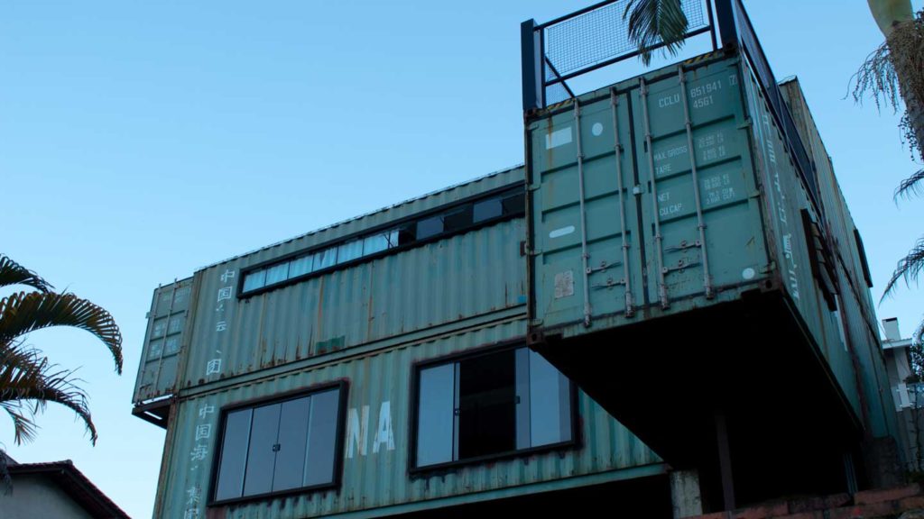 Tips-for-Selling-Your-Office-Trailer-Sales-Efforts-Professionally-on-allstory (1)