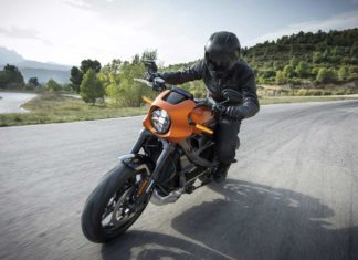 6-Tips-for-Safe-Motorcycle-Riding-To-Avoid-an-Accident-on-allstory