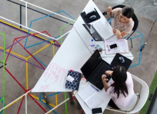 Benefits-of-Working-with-a-Digital-Marketing-Agency-to-Boost-ROI-on-allstory